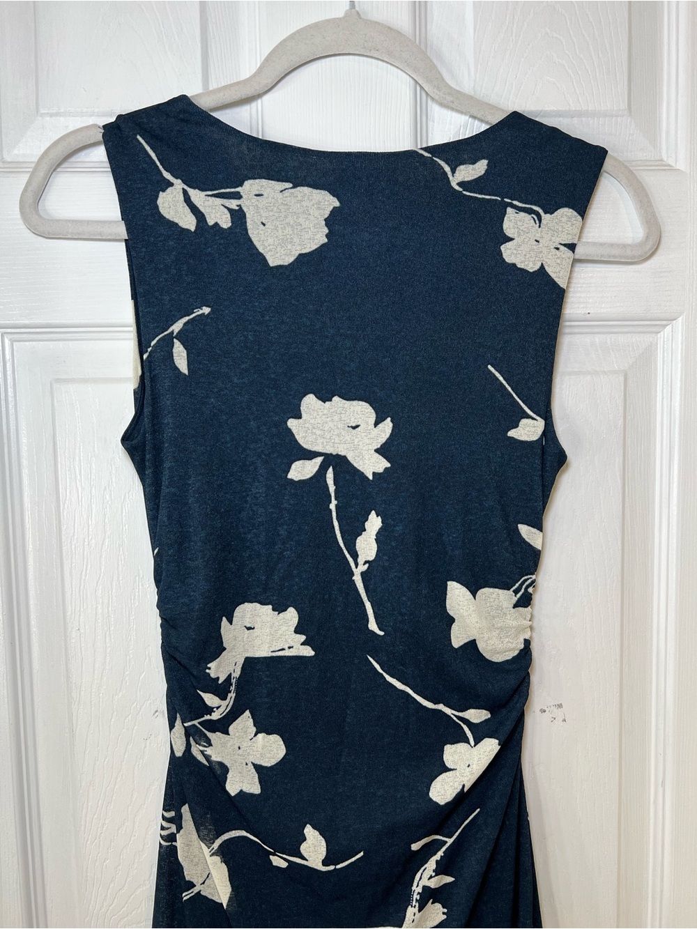 Rails Sleeveless Navy Floral Midi Dress with Cream Flowers Size Small - Picture 3 of 15